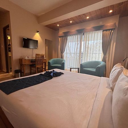 Blue Orchid Premium Hotel Kalimpong Buitenkant foto