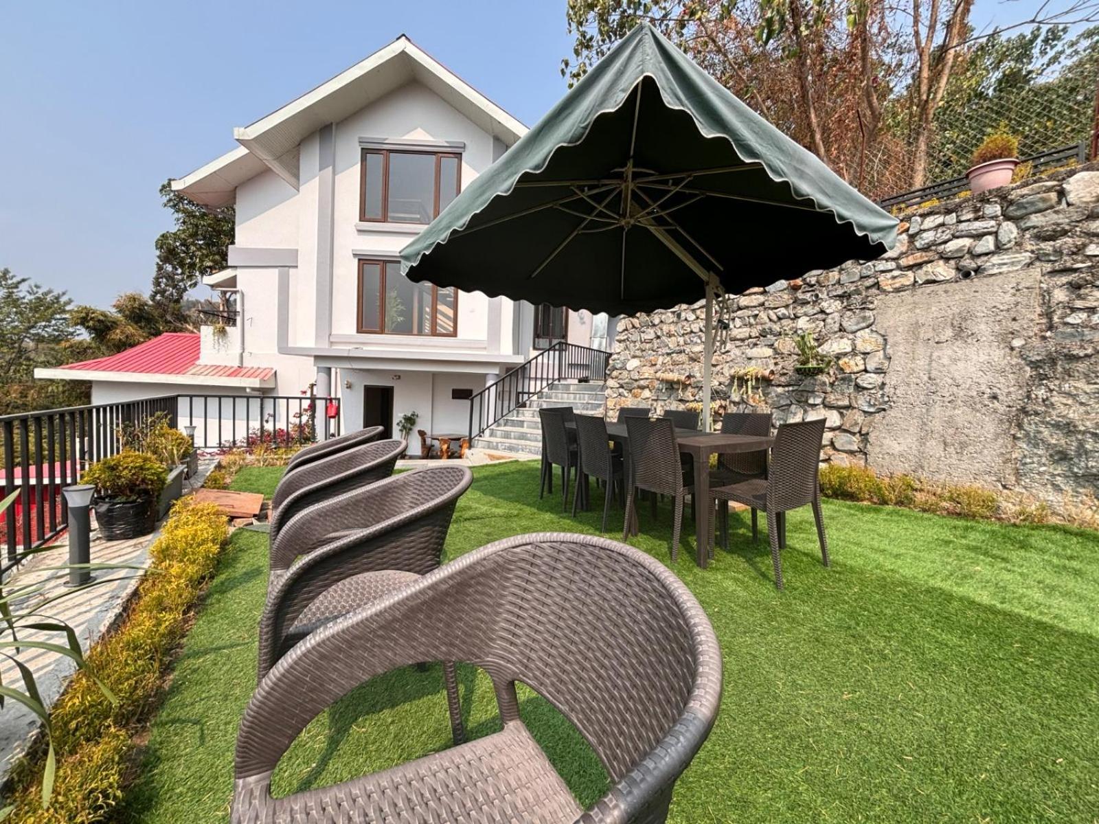 Blue Orchid Premium Hotel Kalimpong Buitenkant foto