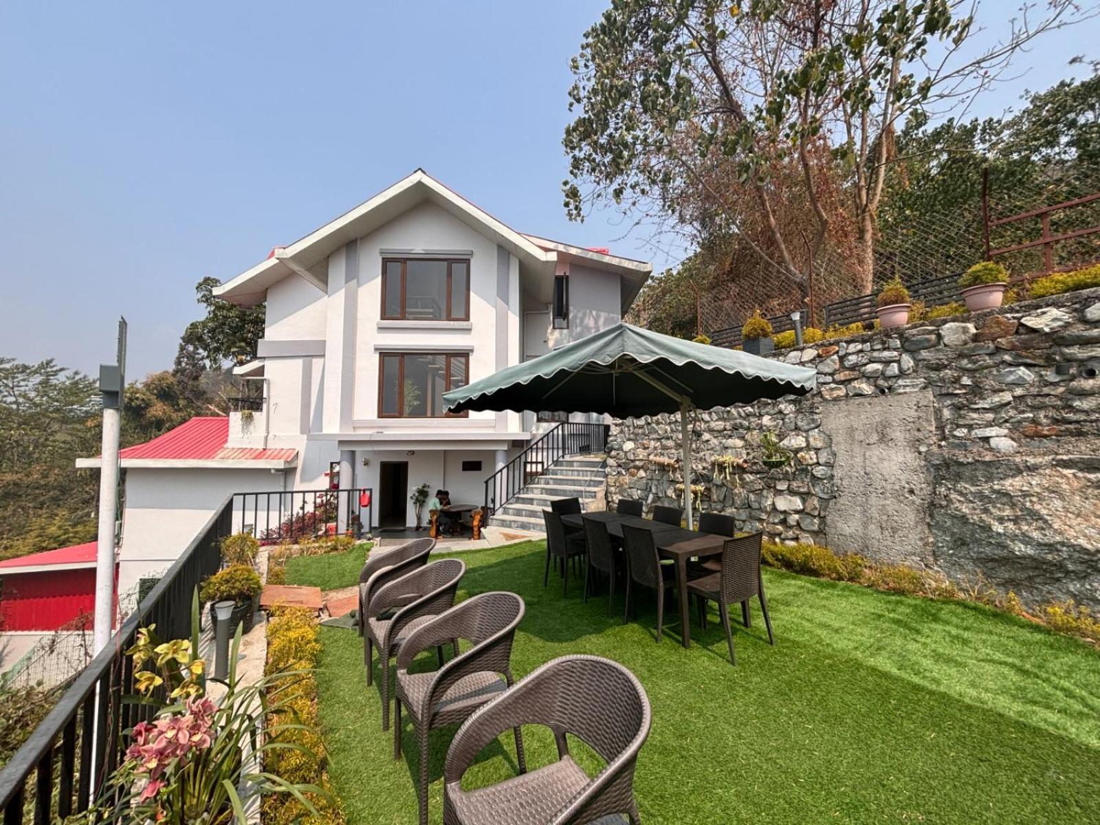 Blue Orchid Premium Hotel Kalimpong Buitenkant foto