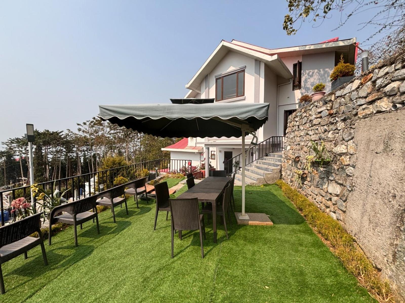 Blue Orchid Premium Hotel Kalimpong Buitenkant foto
