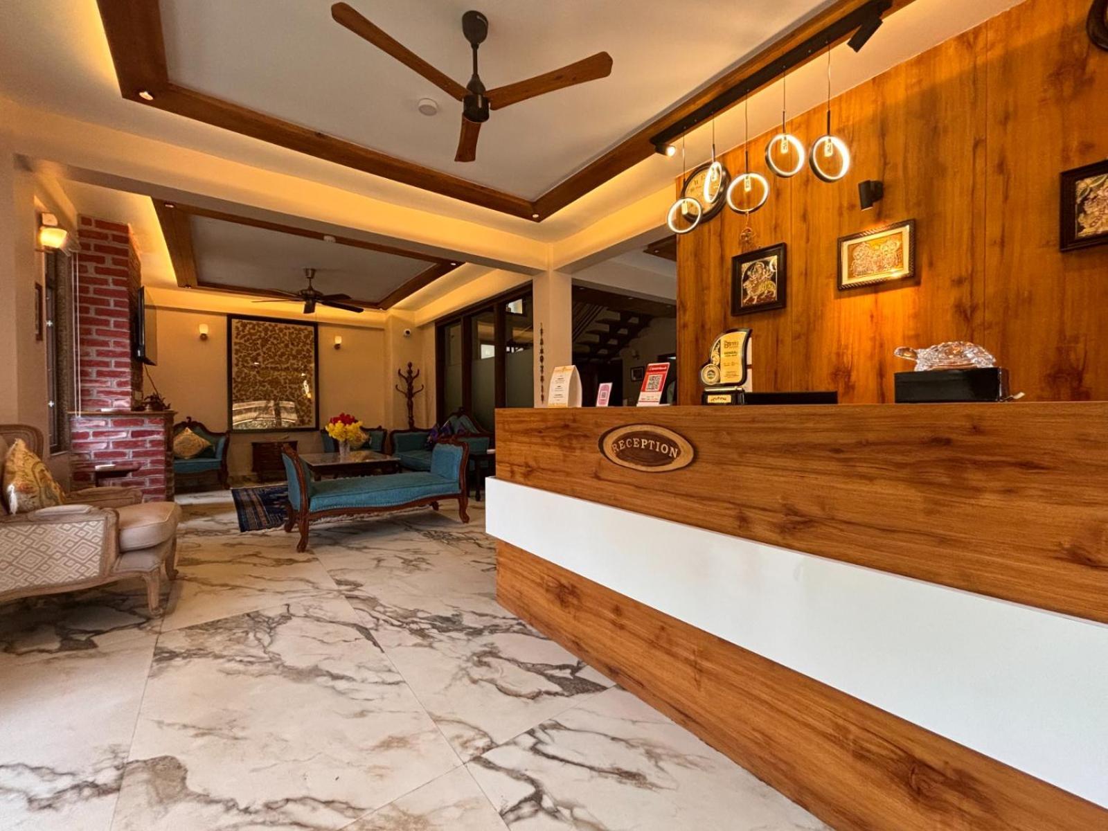 Blue Orchid Premium Hotel Kalimpong Buitenkant foto